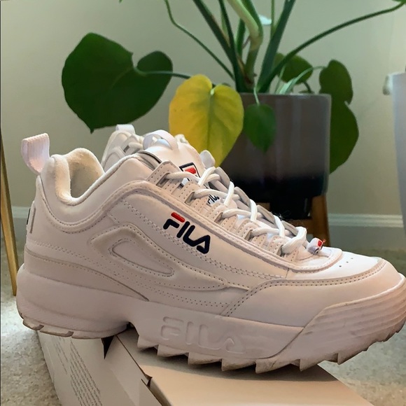Fila - Picture 3 of 4